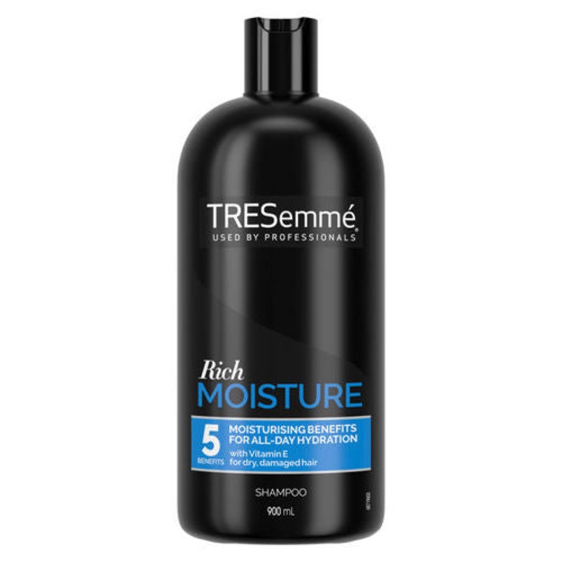 Tresemme Rich Moisture Shampoo 900ml