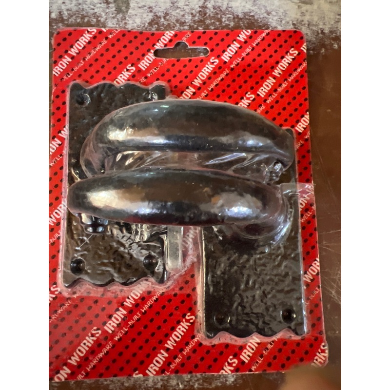 Antique black lever latch