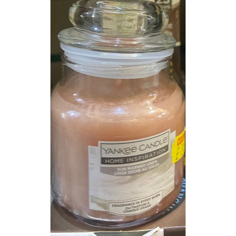 Yankee SUN WARMED LINEN CANDLE
