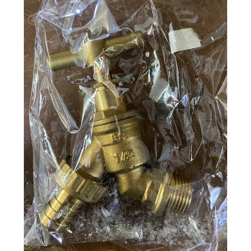 UNIVERSAL BRASS TAP