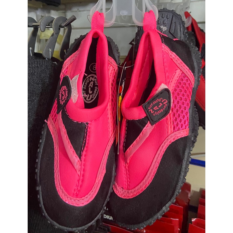 Child’s Size 8 Aqua Shoe Nalu – Comfortable and Stylish Water Shoes for Kids
