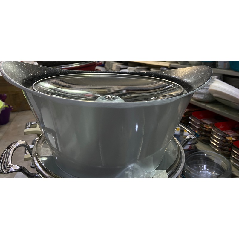 White pot 30cm