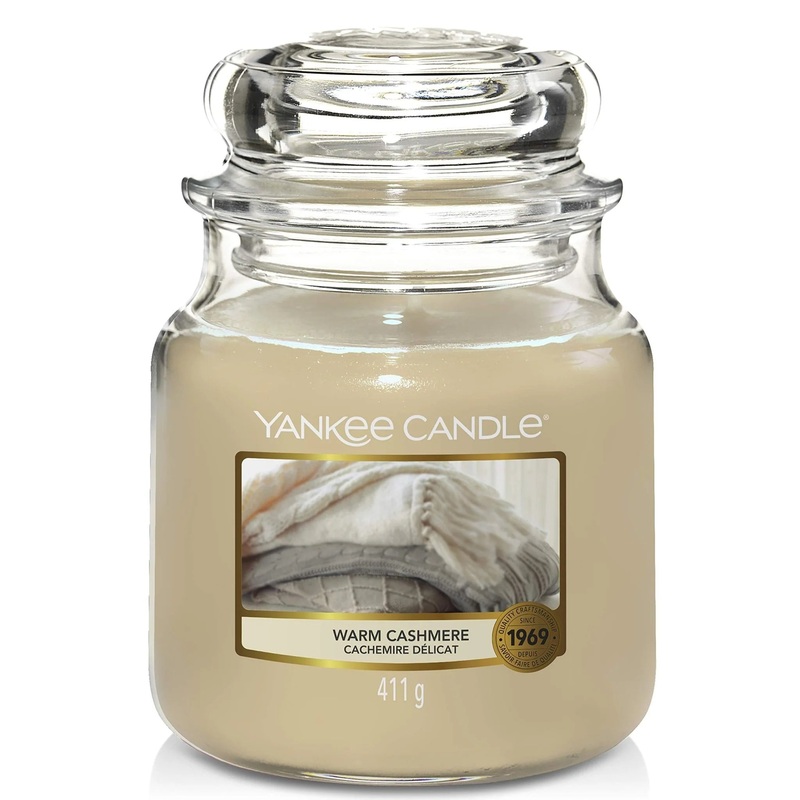 the Cozy Medium Jar Warm Cashmere – Luxurious Scent