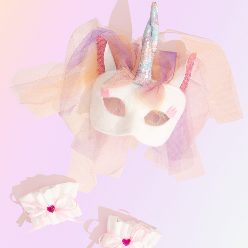 UNICORN – Animal Mask & Wrist Cuffs