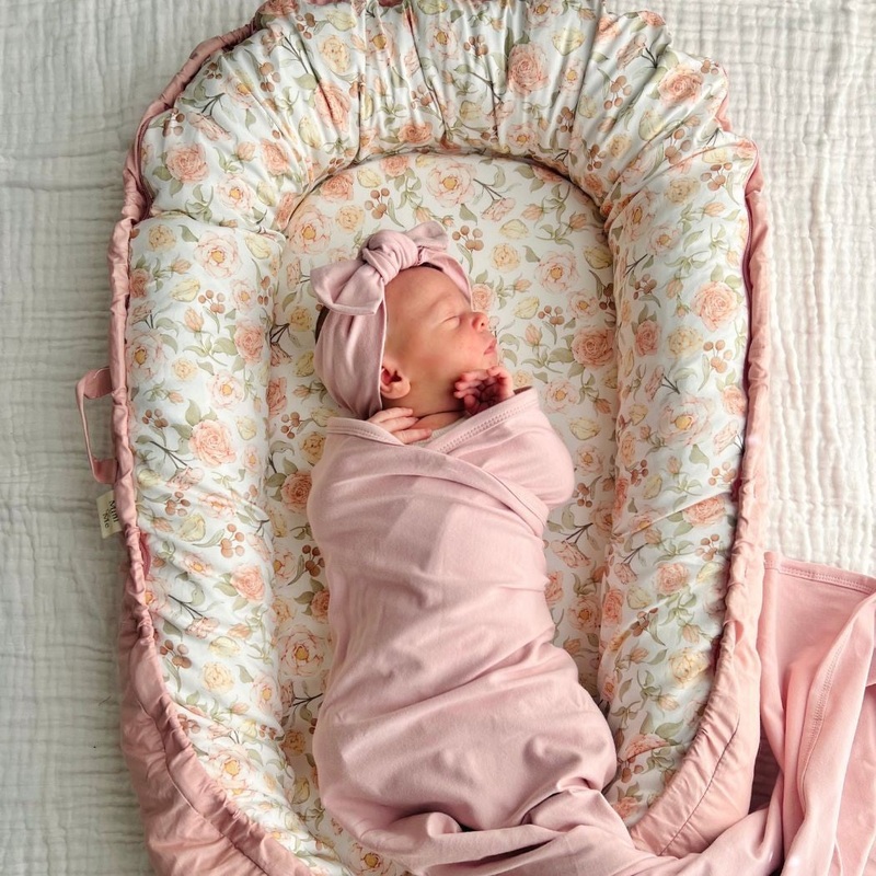 Mini & Me Baby Lounger