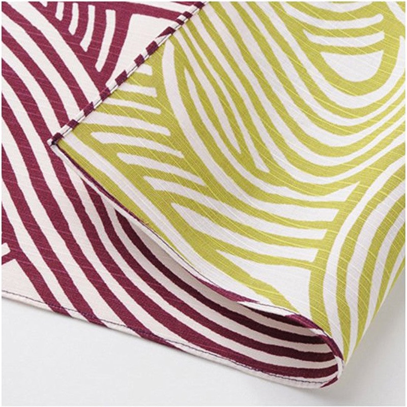 Isamonyou –  Double-Sided Dyeing Musubi Purple/Light Green- Furoshiki (Japanese Wrapping Cloth)