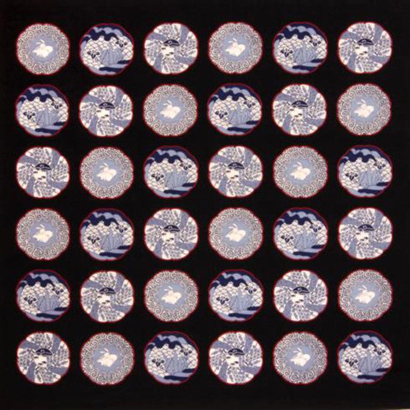 Maruwa – Imari Komon Ezara Black   100cm  – Furoshiki 100 x 100 cm