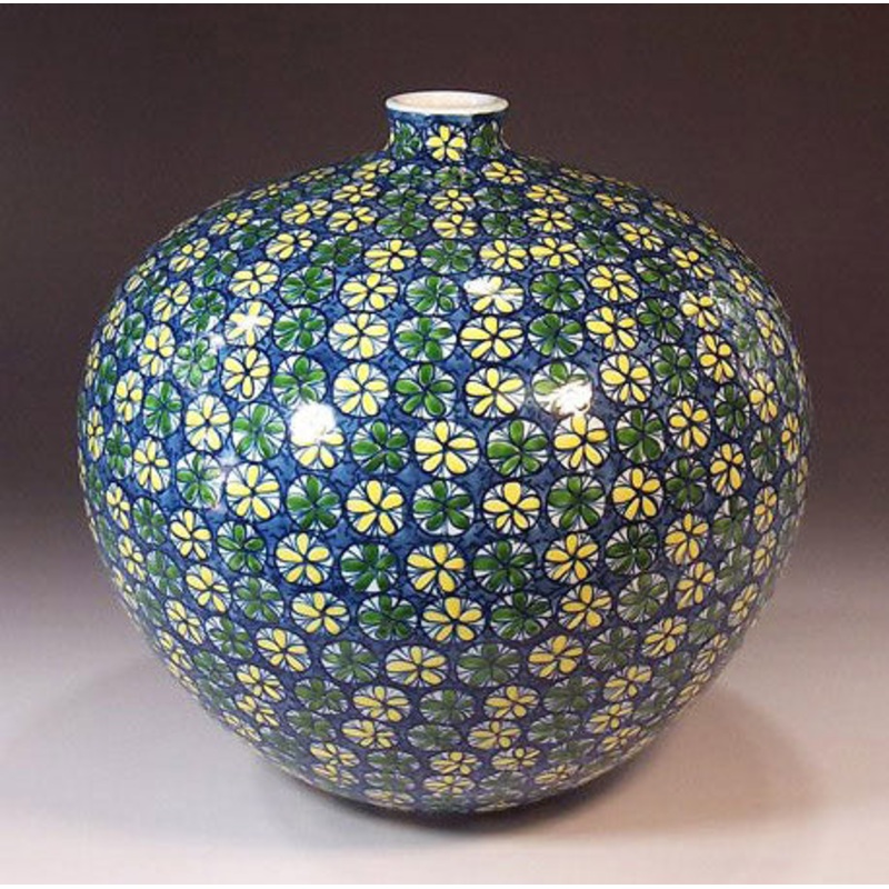 Fujii Kinsai Arita Japan – Somenishiki Kobana Monyou Vase 21.00 cm – Free Shipping