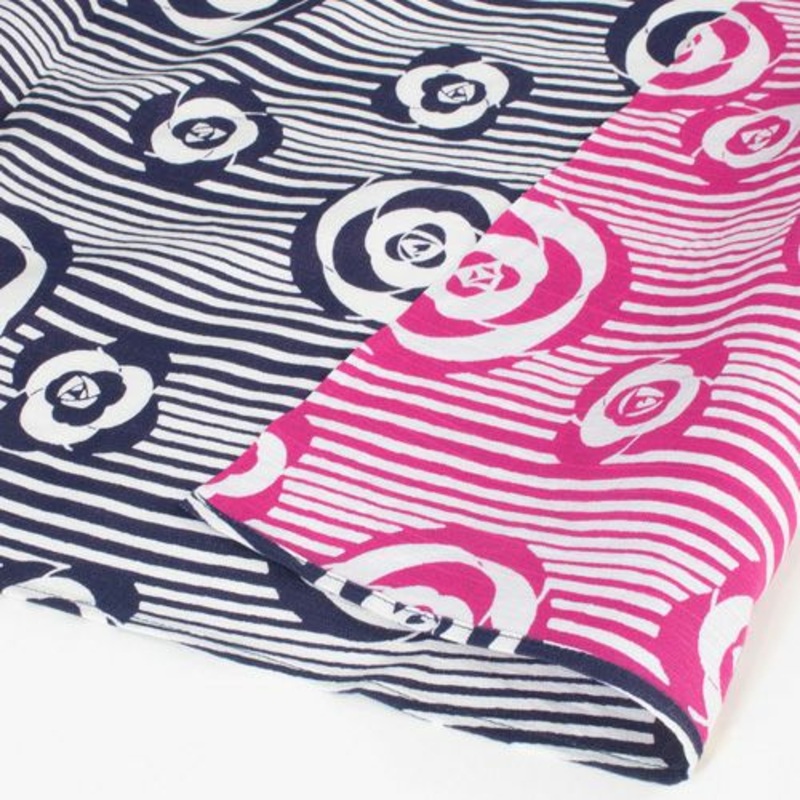 Isamonyou –  Double-Sided Dyeing Tubaki (Camellia)     / Furoshiki (Japanese Wrapping Cloth)