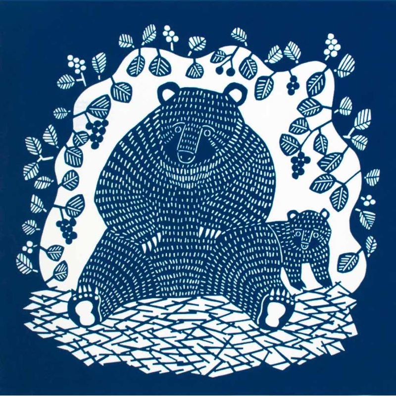 Kata Kata – Natural indigo dyeing     Bear and cub, dark indigo ( ) – Furoshiki   100 x 100 cm
