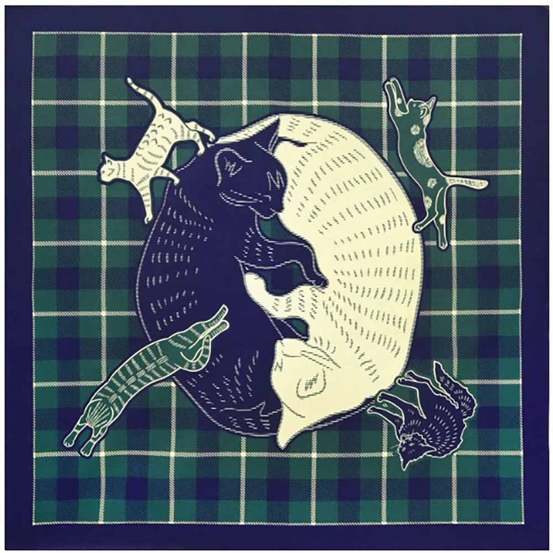 LaLaLu –  Sleeping Cat / Green    – Furoshiki   97 x 97 cm
