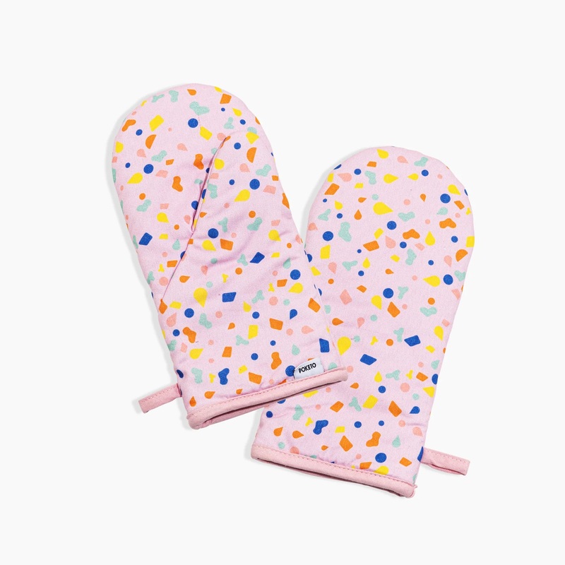 Poketo Oven Mitts in Pink Confetti