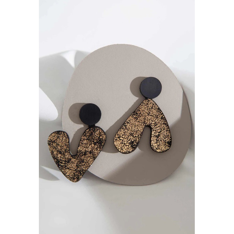 Audrey Earrings – Asymmetrical