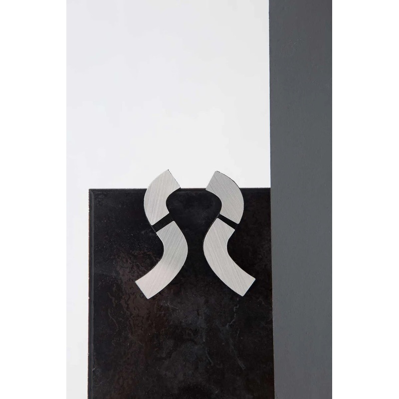 Mies Earrings Wave