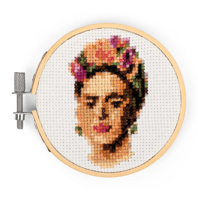 Mini Frida Embroidery Kit
