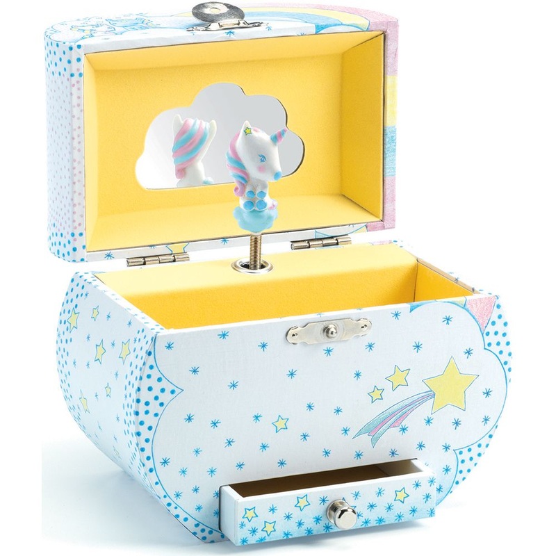 Wooden Musical Box – Dreams of Unicorns