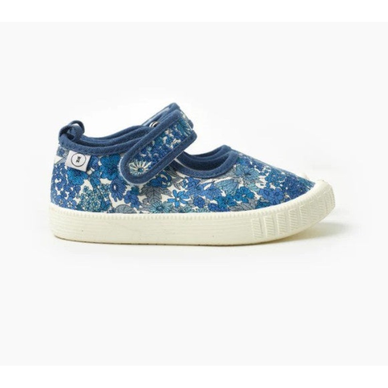 Liberty Fabric Mary Jane Canvas – Betsy Ann Blue