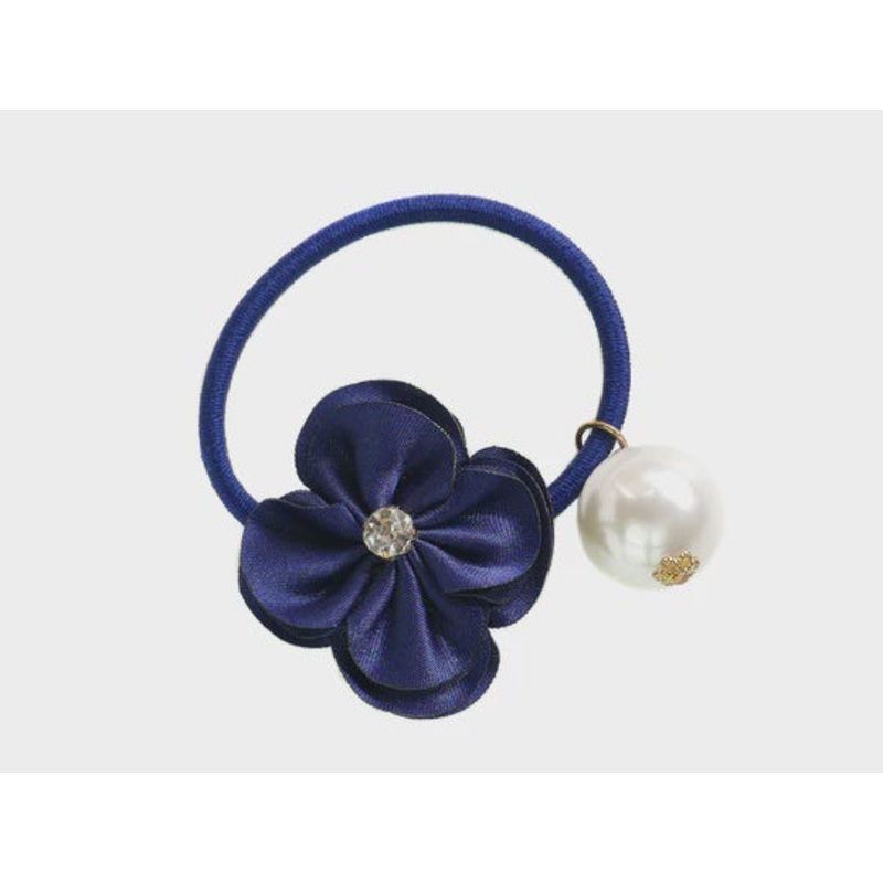 PEARL & DIAMANTE FLOWER PONYTAIL