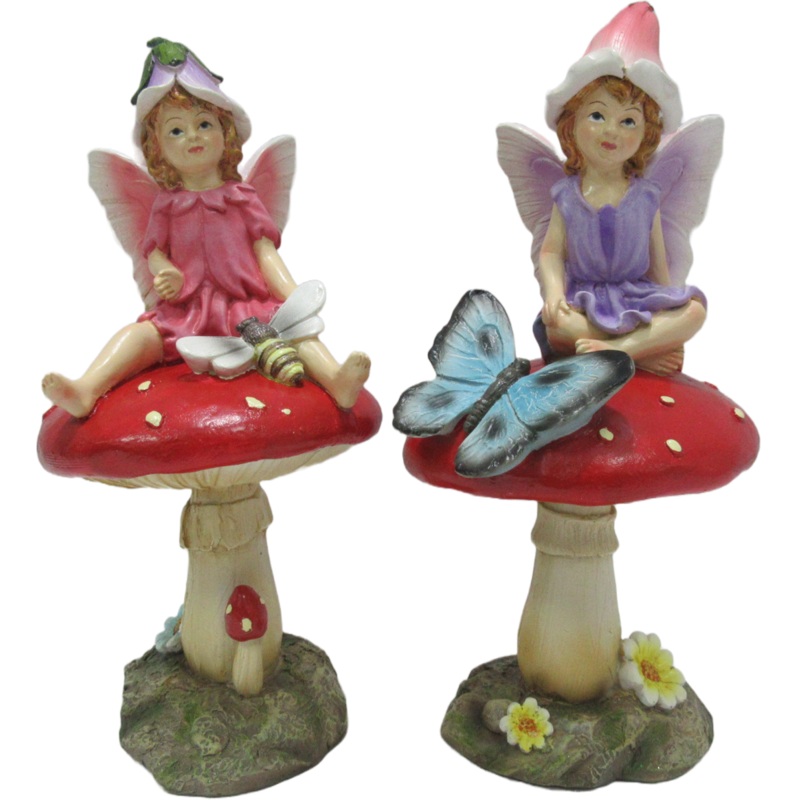 Sitting Mushroom Pixies