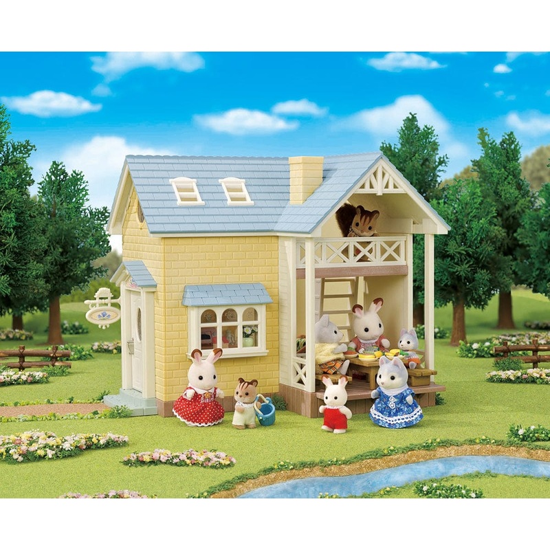 Calico Critters Bluebell Cottage Gift Set
