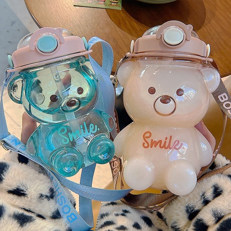 Cute Bear Shaped Water Bottle with Straw and Strap – 1000ml