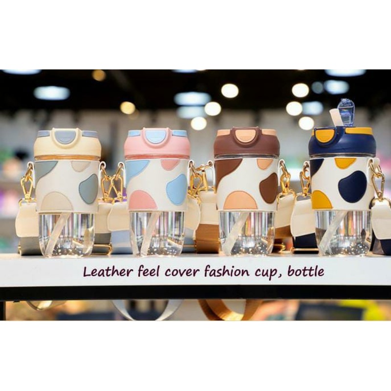 Classy Sipper Glass with Faux leather sleeves – 500ml