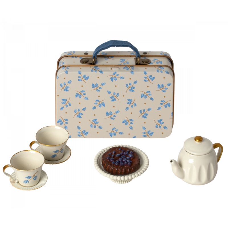 Afternoon Treat – Blue Madelaine