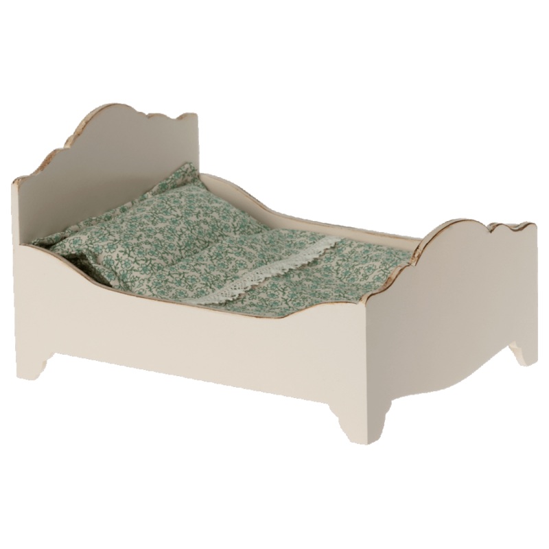 Wooden bed, Mouse
