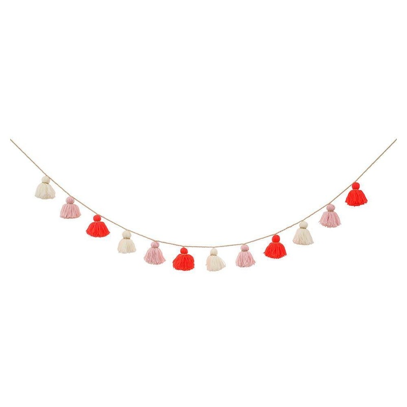 Wool Tassel Garland Pink