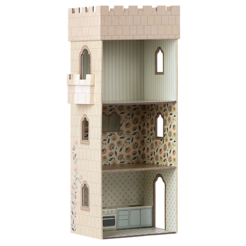 Castle with Kitchen