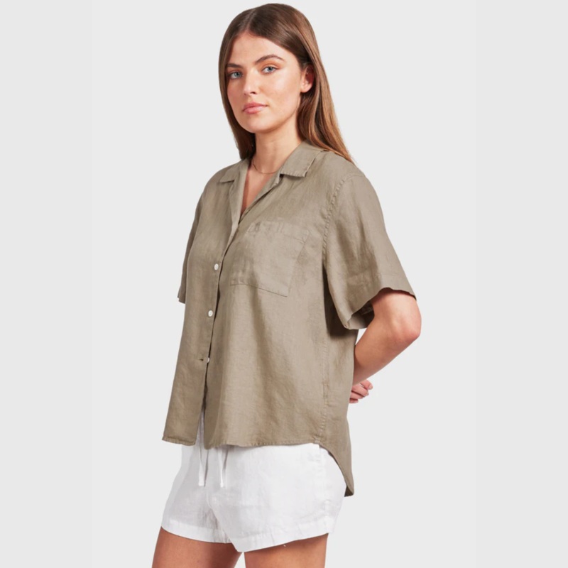 Women’s Vacation Short Sleeve Shirt