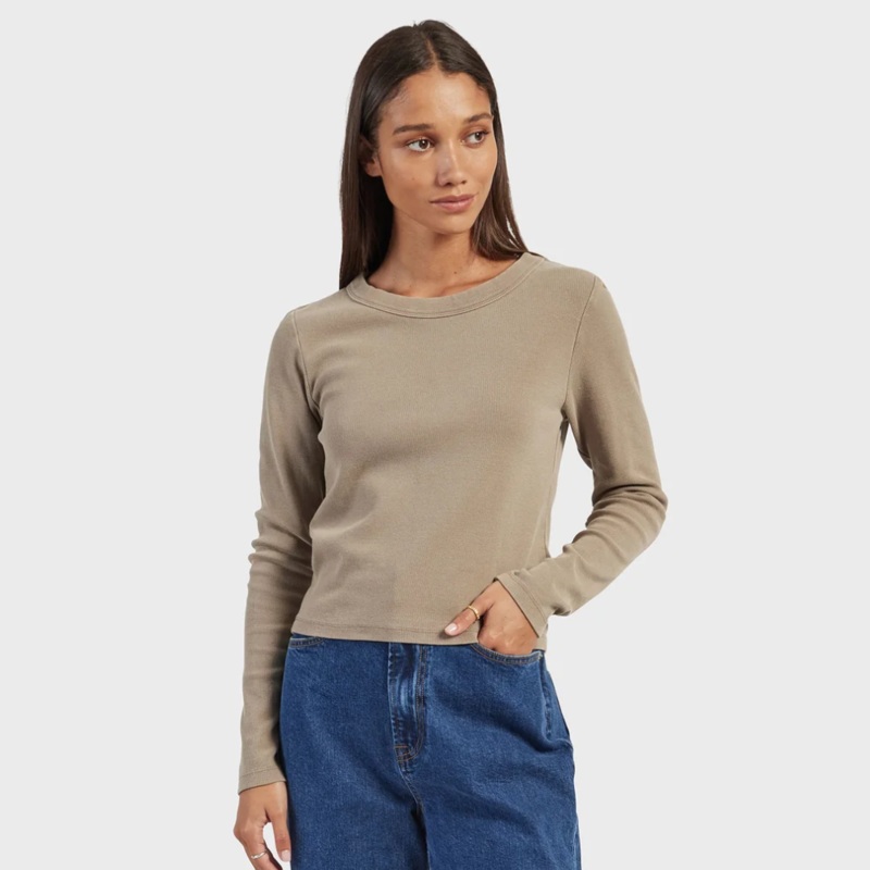 Women’s Essential Rib Long Sleeve Top