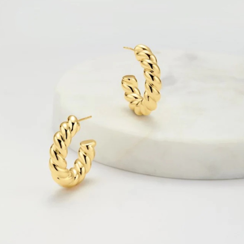 Nova Gold Hoop